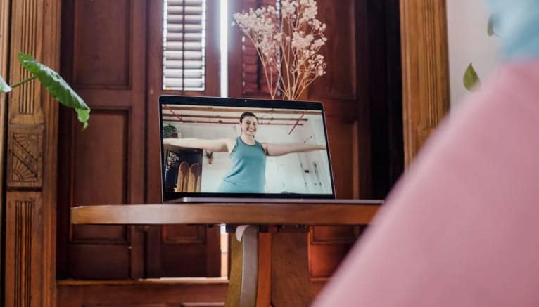 Gisela-Yoga-Estudio-Online